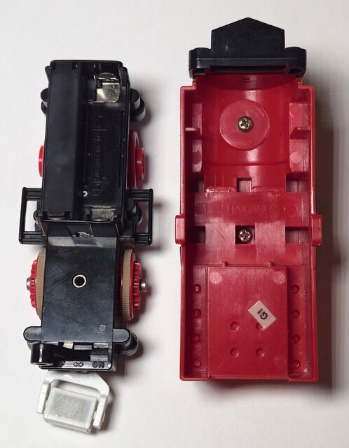 1991 battery_compartment chassis europe power_car production_sticker tomy tomytrain toy train // 2616x3364 // 2.2MB