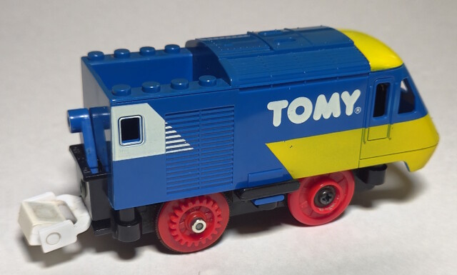1991 europe power_car tomy tomytrain toy train tt_inter-city // 3756x2257 // 1.7MB