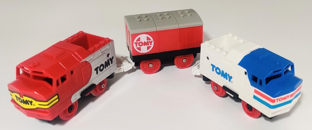 power_car tomy tomytrain toy train // 2800x1172 // 1.1MB