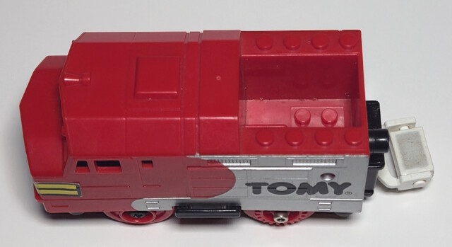 1988 europe north_america power_car tomy tomytrain toy train // 3815x2078 // 1.5MB