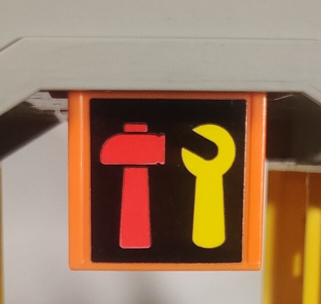 accessory shed tomy tomytrain toy // 870x824 // 181KB