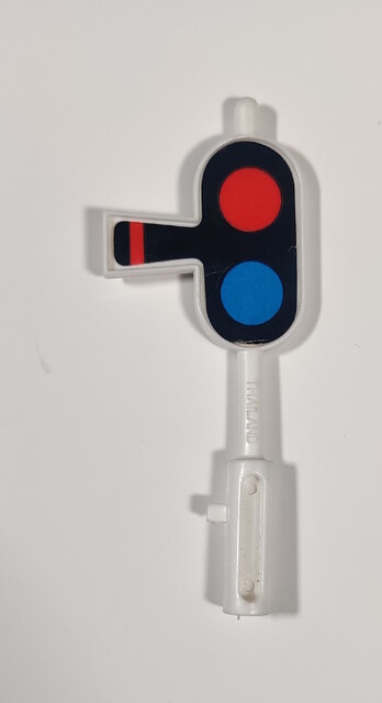 accessory automatic_point_rail europe rail signal tomy tomytrain // 1155x2123 // 244KB