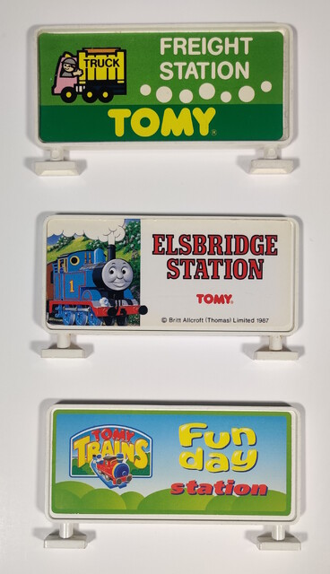 accessory component sign thomas_the_tank_engine tomy tomytrain tt_freight_station // 1718x2987 // 2.1MB