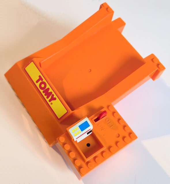 accessory component tomy tomytrain tt_freight_station // 3520x3817 // 2.2MB