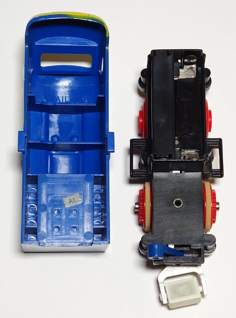1991 battery_compartment chassis date_code europe power_car tomy tomytrain toy train tt_inter-city // 2204x2977 // 1.3MB