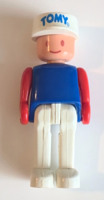 doll north_america tomy tomytrain toy tt_log_n_load_set // 1374x2635 // 595KB